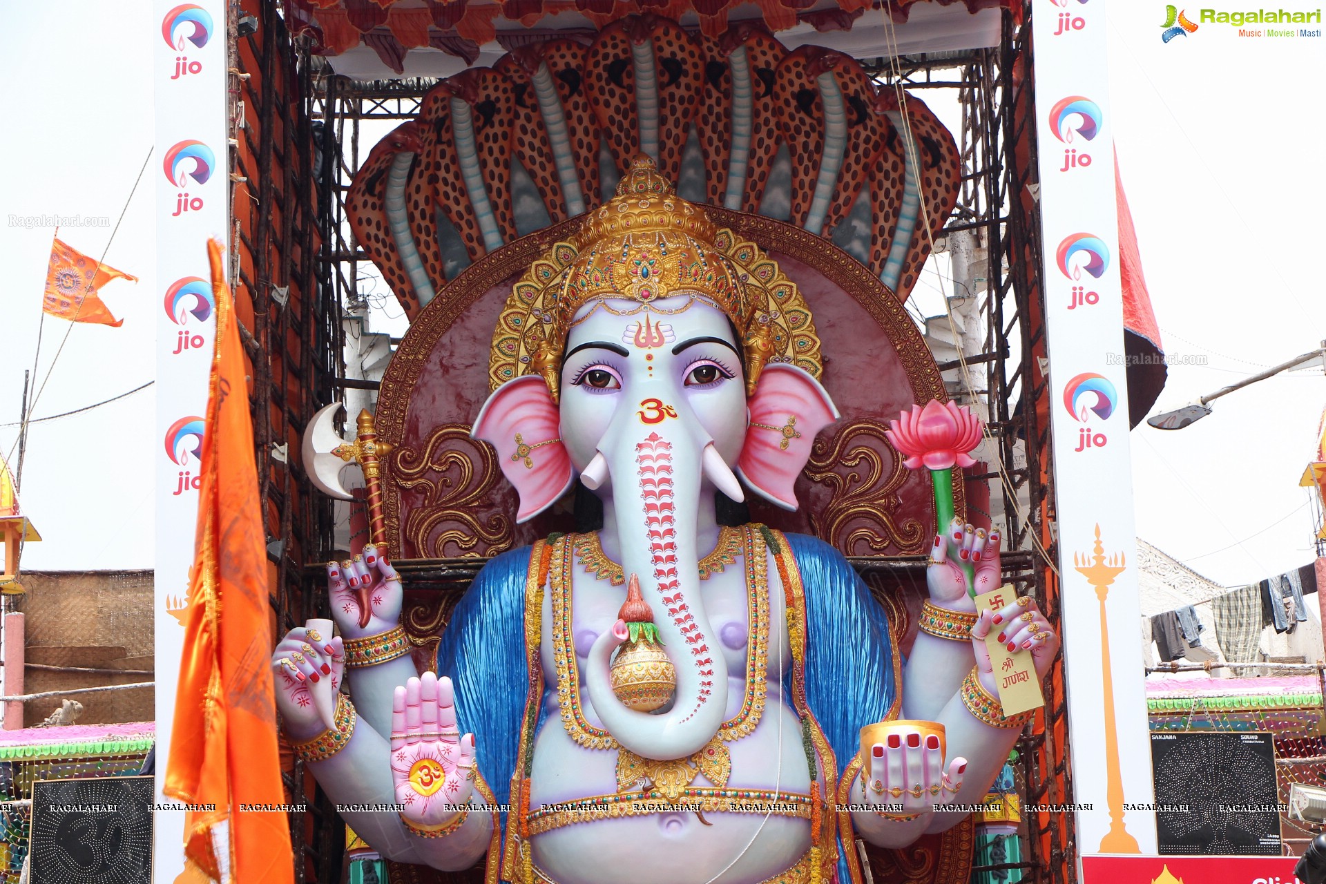 Hyderabad Ganesh Idols 2015 (High Definition)