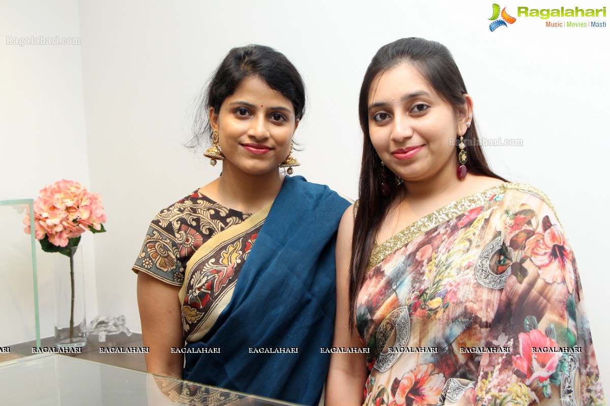 Launch of Hiya Jewellers by Swetha Reddy and Bina Singh, Hyderabad