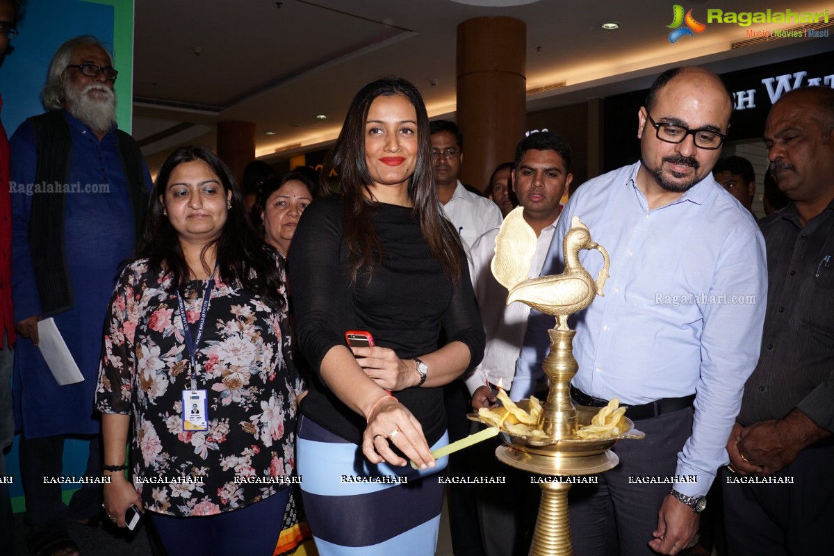 Namrata Shirodkar inaugurates Atrium Galleria - An Art Exhibition by Mr Rangoli Garg at Inorbit Mall, Hyderabad