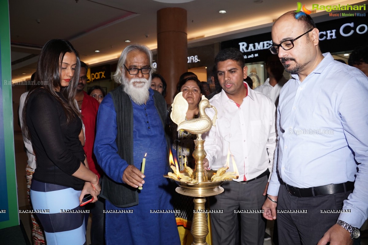 Namrata Shirodkar inaugurates Atrium Galleria - An Art Exhibition by Mr Rangoli Garg at Inorbit Mall, Hyderabad