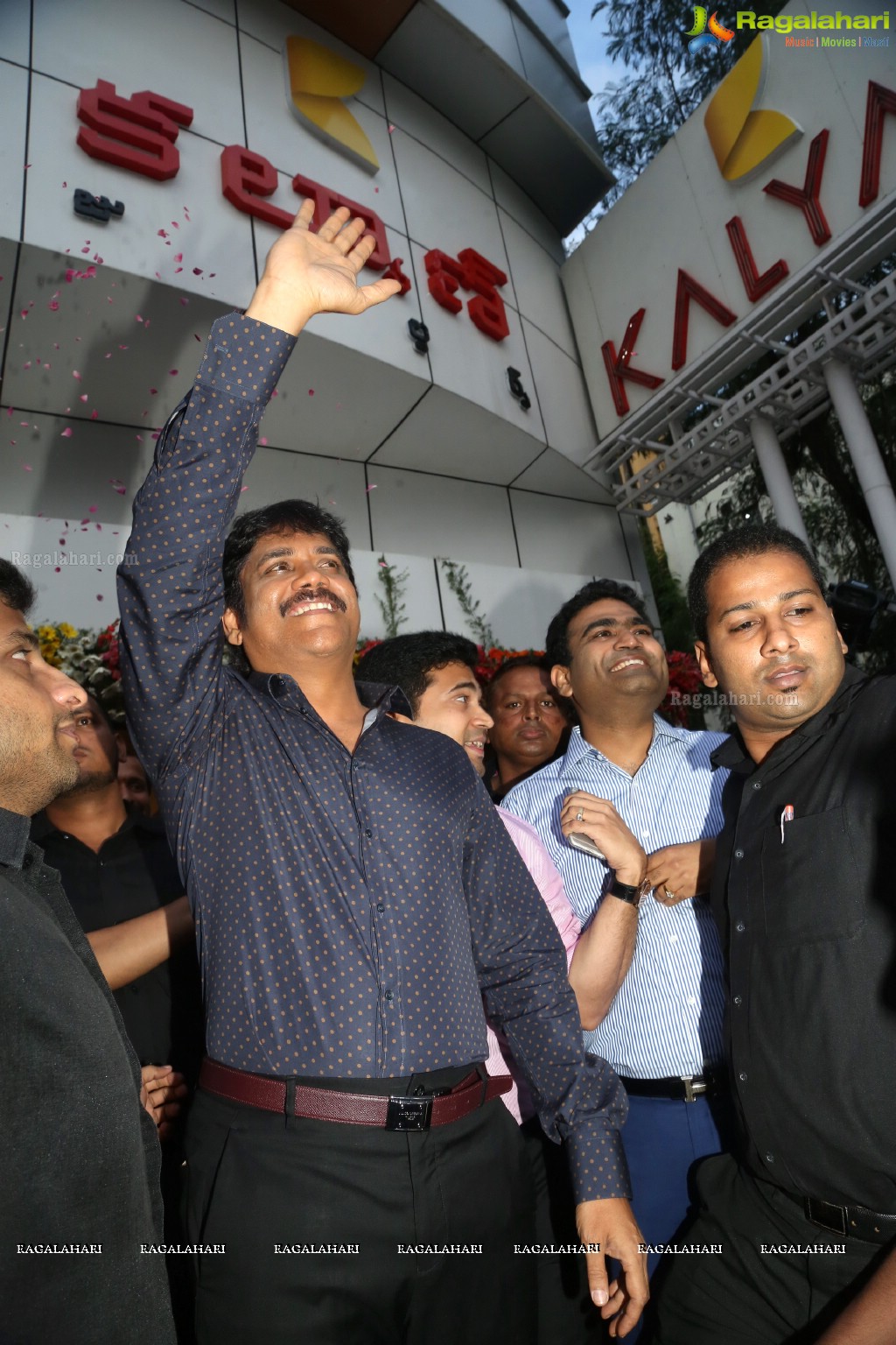 Nagarjuna launches Kalyan Jewellers at Punjagutta, Hyderabad
