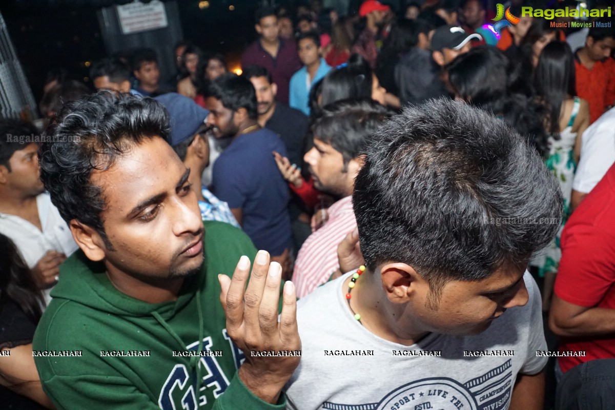 Liquids Pub Anniversary Celebrations, Hyderabad