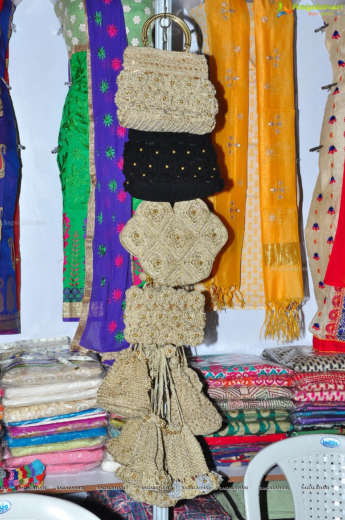 Geethanjali inaugurates National Silk Expo-2015 at Sri Satya Sai Nigamaagamam, Hyderabad