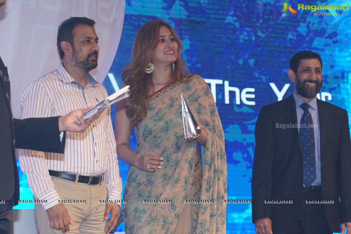 NDTV Gadget Guru Awards 2015 at Hitex, Hyderabad