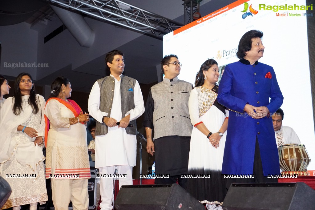 Pankaj Udhas - Live Ghazal Concert by Prayas, Hyderabad