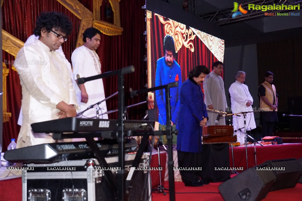 Pankaj Udhas - Live Ghazal Concert by Prayas, Hyderabad