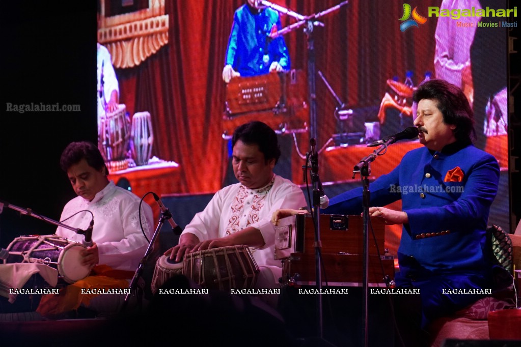 Pankaj Udhas - Live Ghazal Concert by Prayas, Hyderabad