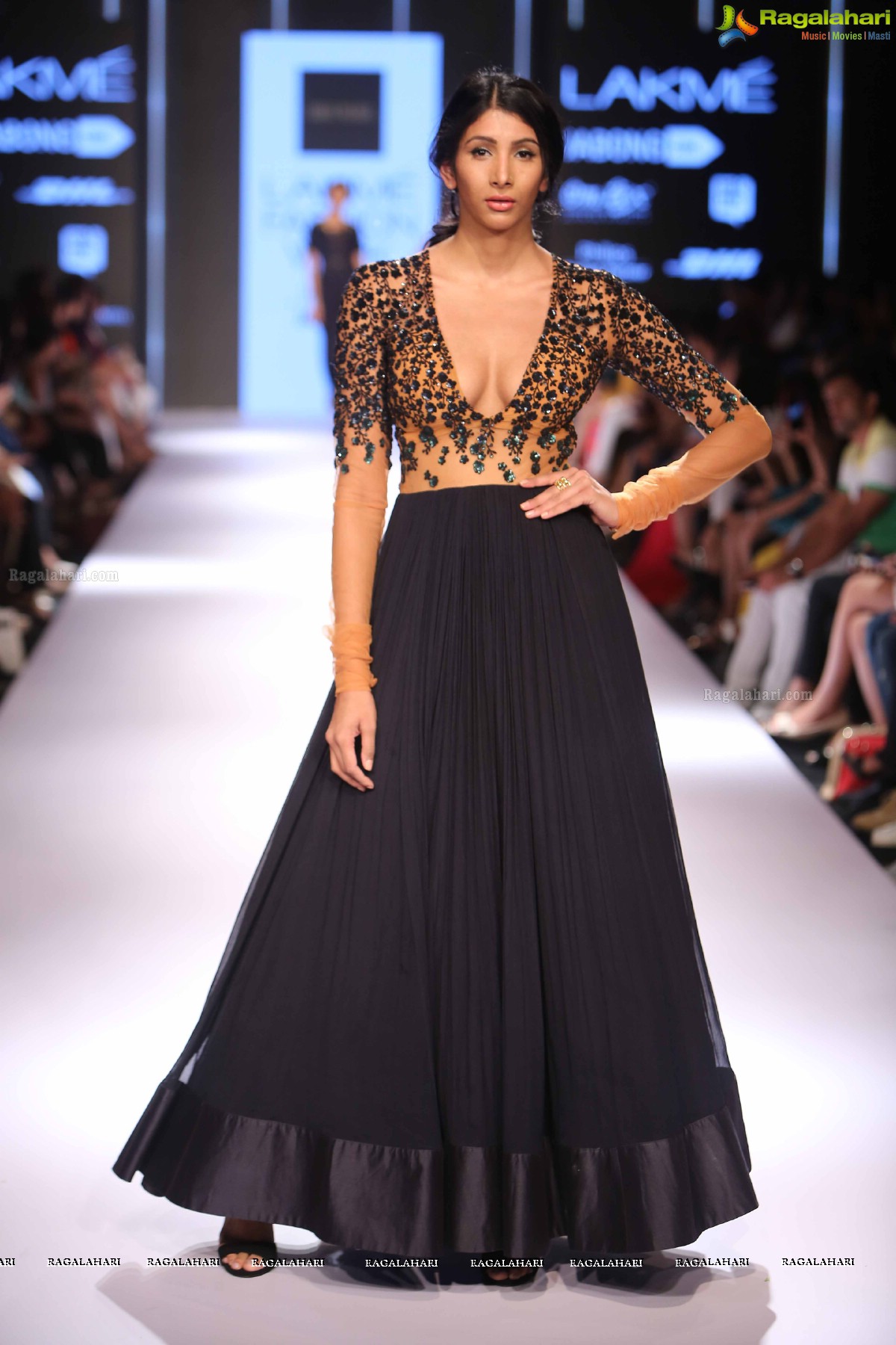 Models showcasing Ridhi Mehra's ‘Prism’ Collection at Lakme Fashion Week