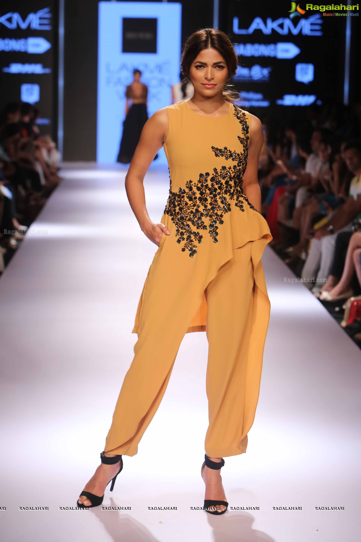 Models showcasing Ridhi Mehra's ‘Prism’ Collection at Lakme Fashion Week