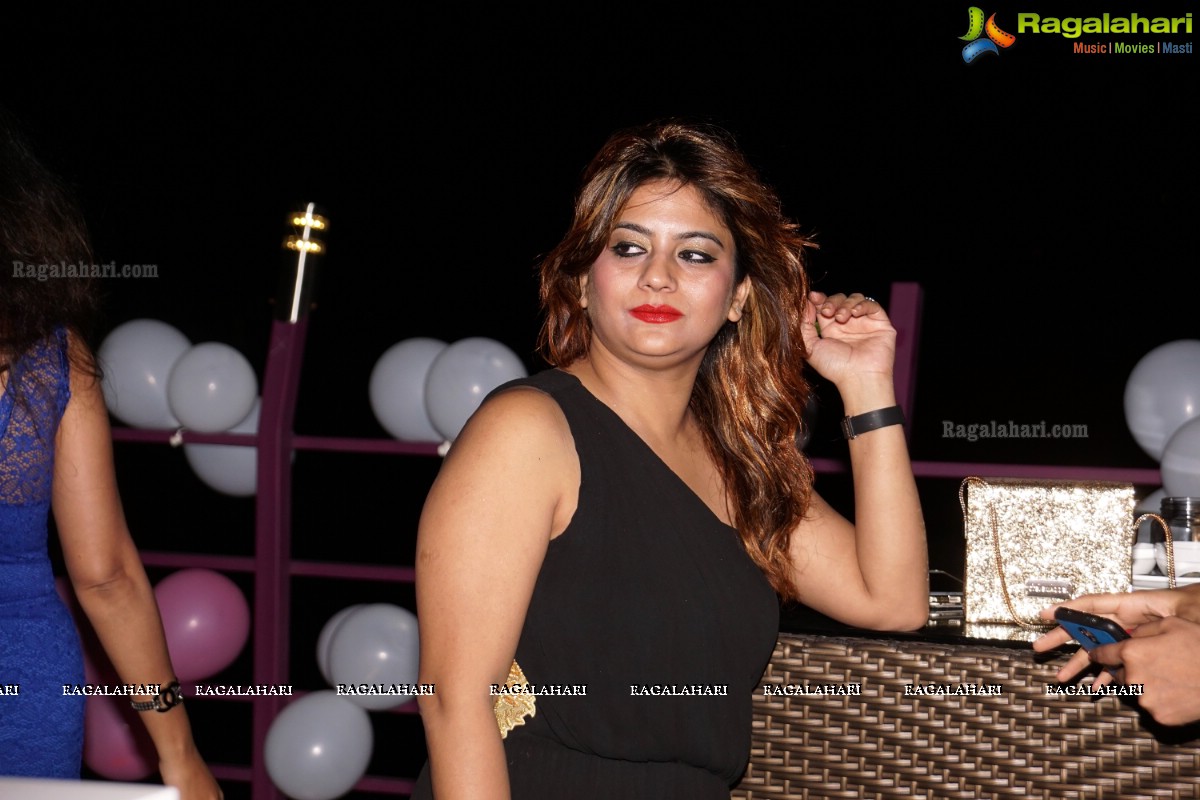 Priyanka Garg Birthday Bash at Klub Trinity, Hyderabad