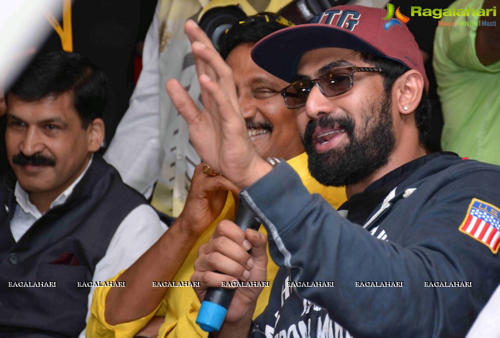 Rana Daggubati inaugurates Gold’s Gym in Vijayawada