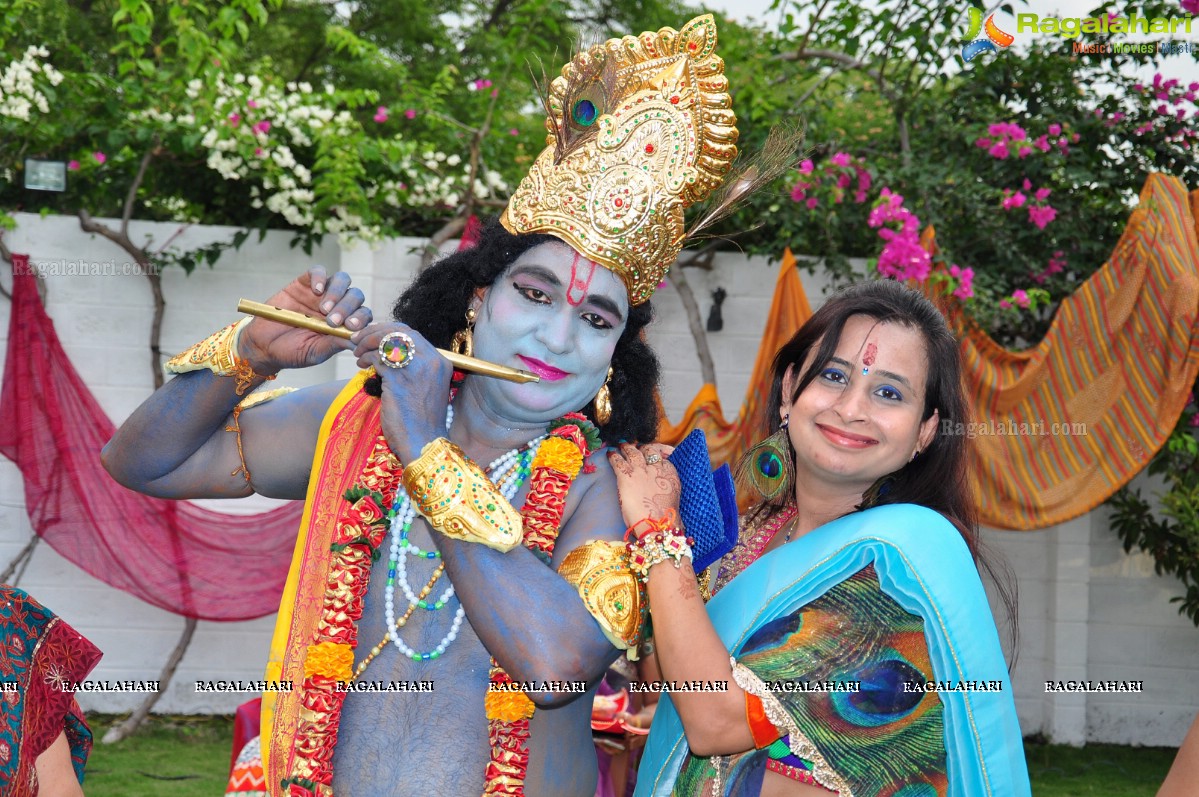 Pre Janmashtami Utsav Celeberation with Tulsi Archana and Day Out Picnic of Natkhat Ladoo Ji - Hosted by Bhuraria Family