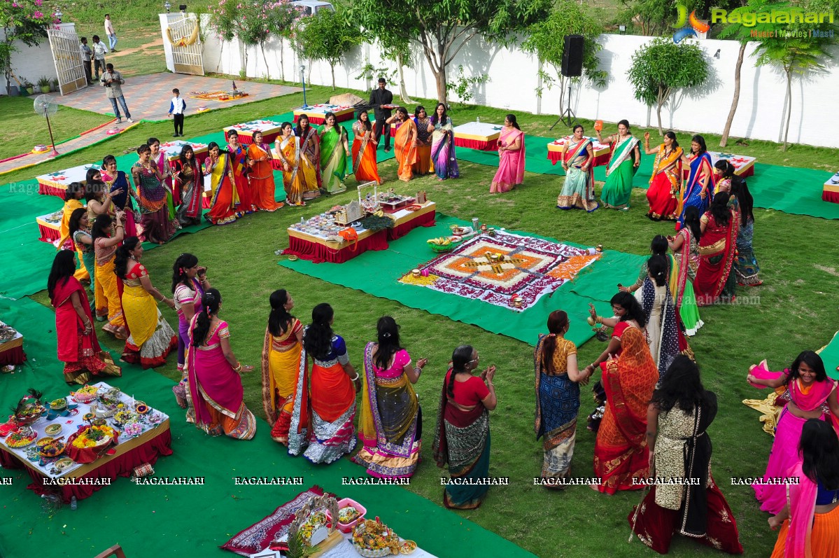 Pre Janmashtami Utsav Celeberation with Tulsi Archana and Day Out Picnic of Natkhat Ladoo Ji - Hosted by Bhuraria Family