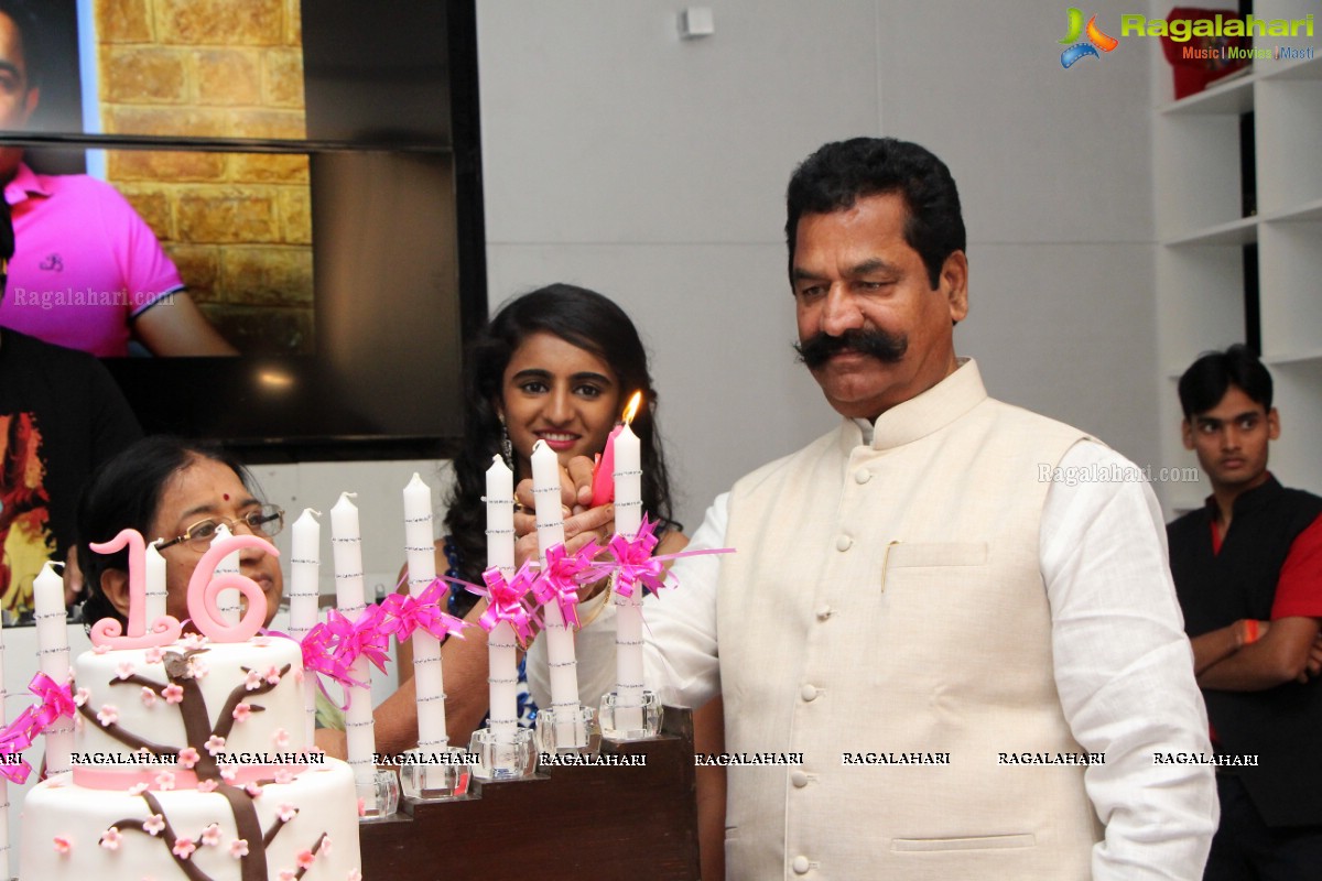 16th Birthday Celebrations of Shreya Reddy, Hyderabad