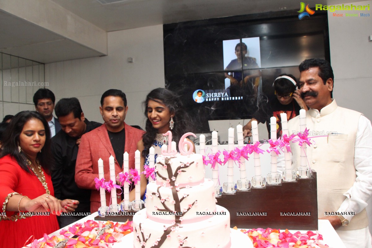 16th Birthday Celebrations of Shreya Reddy, Hyderabad