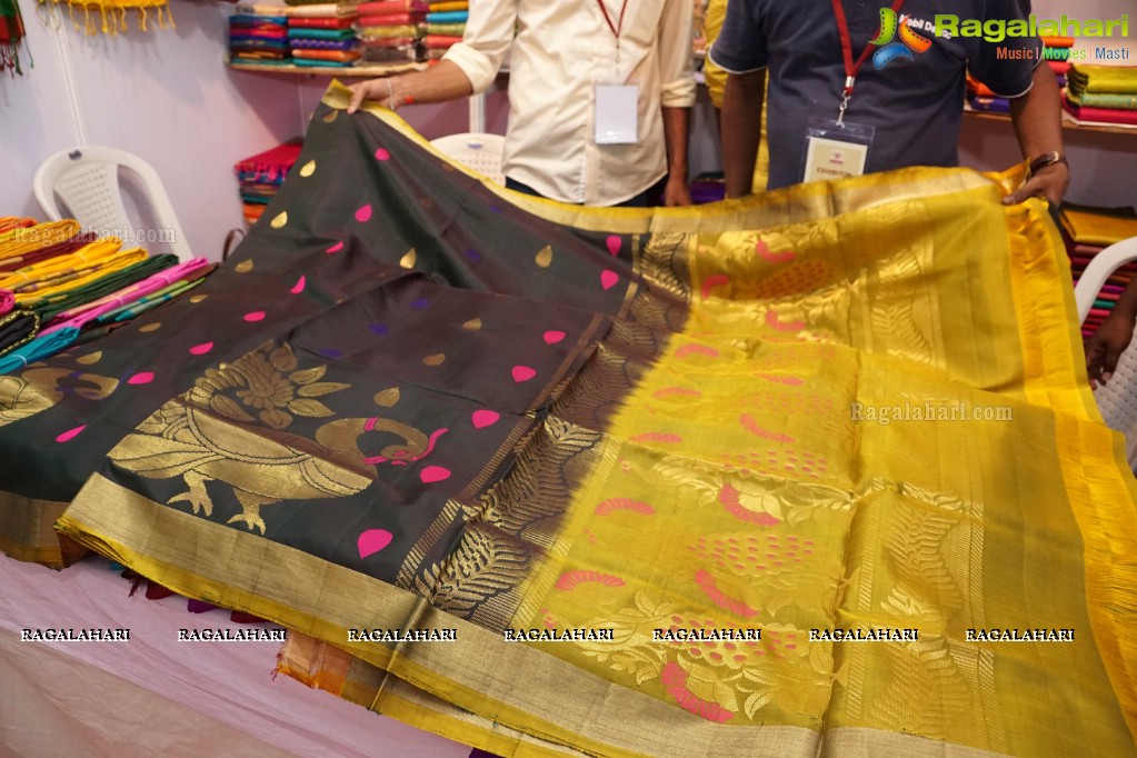 The Silk Mark Expo 2015 at Sri Satya Sai Nigamaagamam, Hyderabad