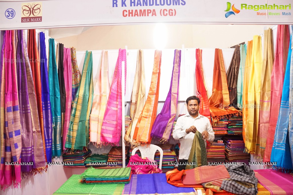 The Silk Mark Expo 2015 at Sri Satya Sai Nigamaagamam, Hyderabad