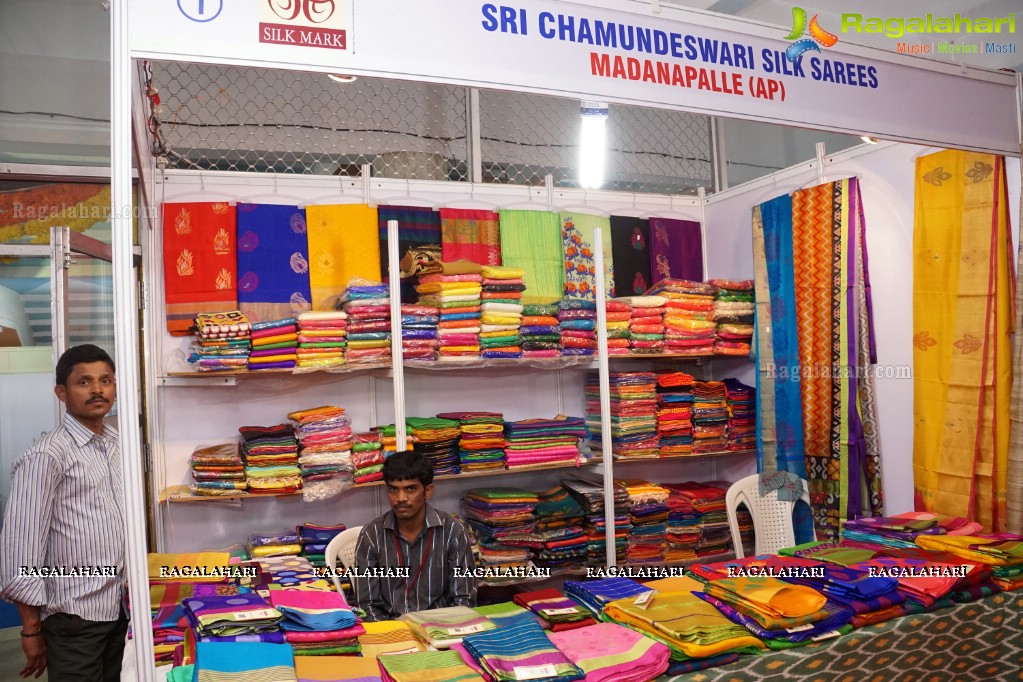 The Silk Mark Expo 2015 at Sri Satya Sai Nigamaagamam, Hyderabad