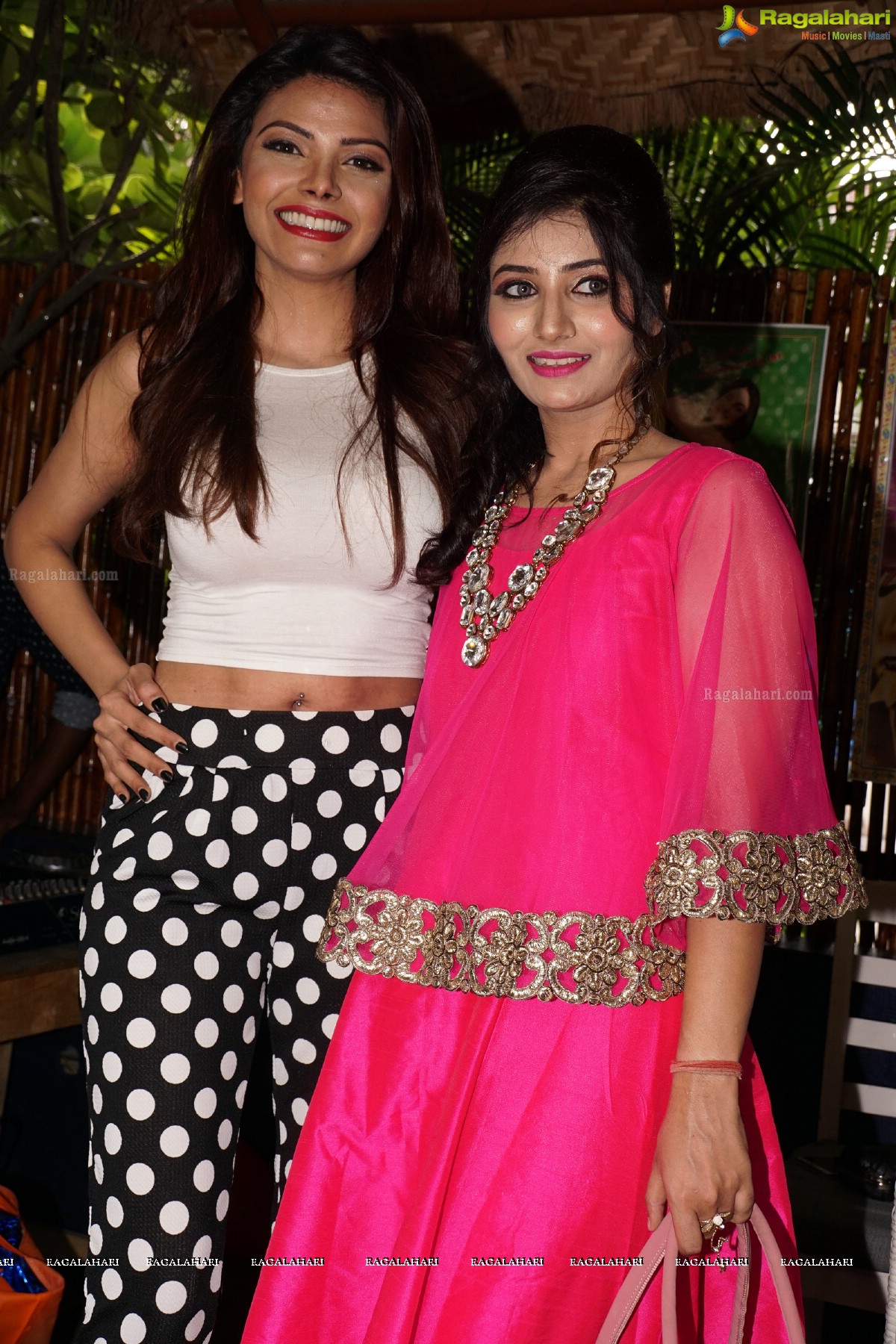 Stylish Divas Meet and Greet with Sherlyn Chopra at Heart Cup Coffee, Hyderabad