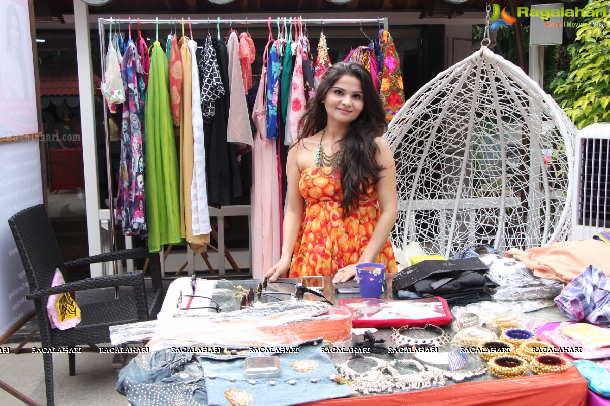 The Dessert Flea by Neelam Jain at Cafe4Resta, Hyderabad