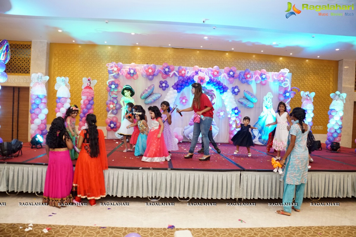 5th Birthday Party of Twins Sniddha-Srishti at Hotel Daspalla, Hyderabad