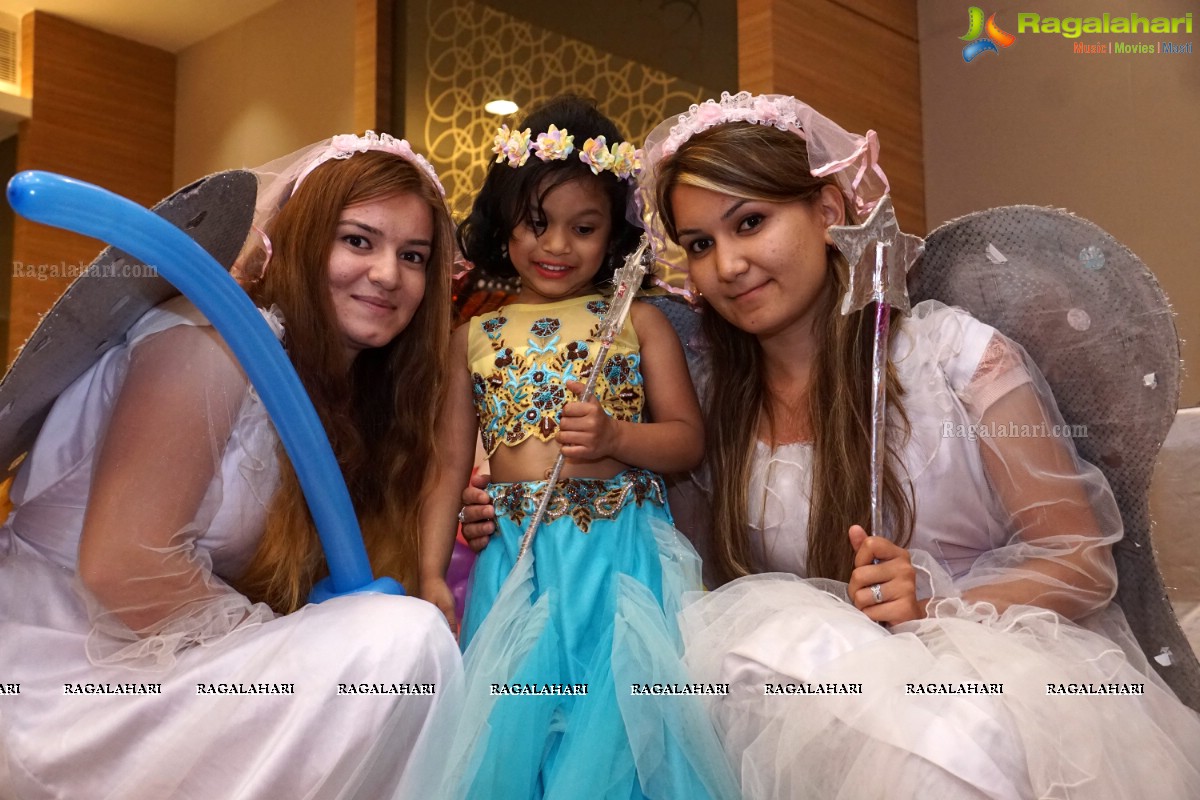 5th Birthday Party of Twins Sniddha-Srishti at Hotel Daspalla, Hyderabad