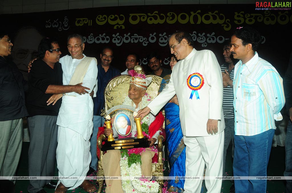 Allu Award 2009 Presented to Padmanabham