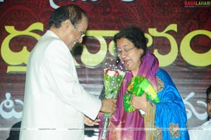 Allu Award 2009 Presented to Padmanabham