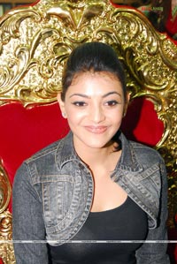 Kajal at RS Brothers