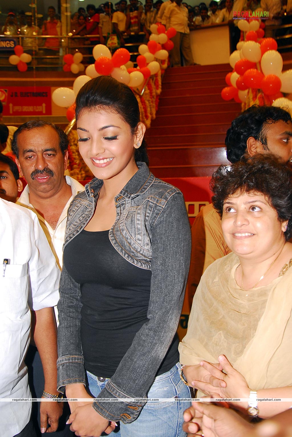 Kajal at RS Brothers