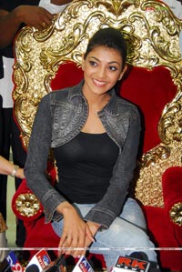 Kajal at RS Brothers