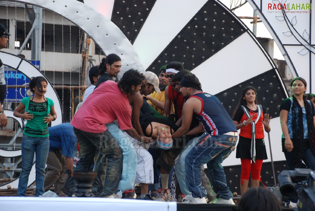 Rehearsals for Nachore Nachore with Rambha, Entertainment Program in Vizag