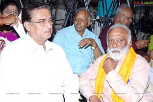 Padmanabham Felicitated by Telugu Film Comedians