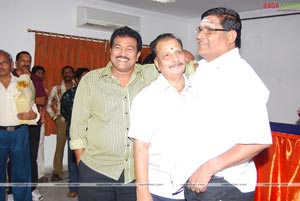 Padmanabham Felicitated by Telugu Film Comedians