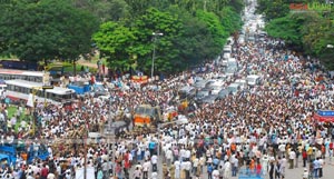 Andhra Pradesh Pays Homage to YS Raja Sekhara Reddy