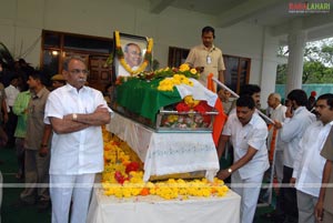 Andhra Pradesh Pays Homage to YS Raja Sekhara Reddy