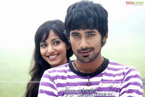 Varun Sandesh, Neha Sharma