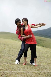 Varun Sandesh, Neha Sharma