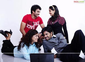Santosh, Chaitanya, Priya, Dipasha
