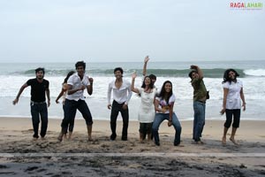 Abhishek, Srikar, Chandu, Siva, Sabrina, Sony Charishta